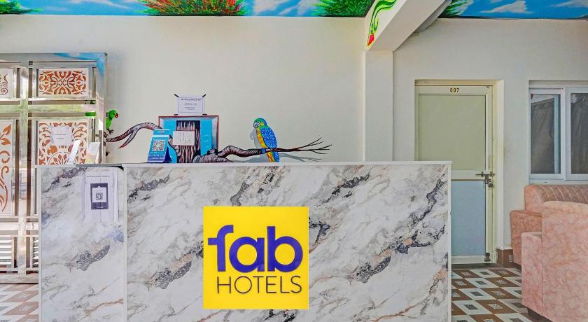 FabHotel Ultra Stay - image 4