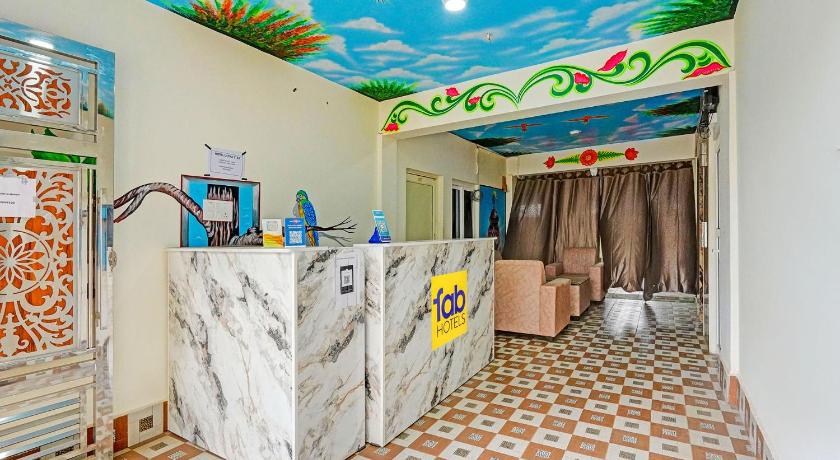 FabHotel Ultra Stay - image 7