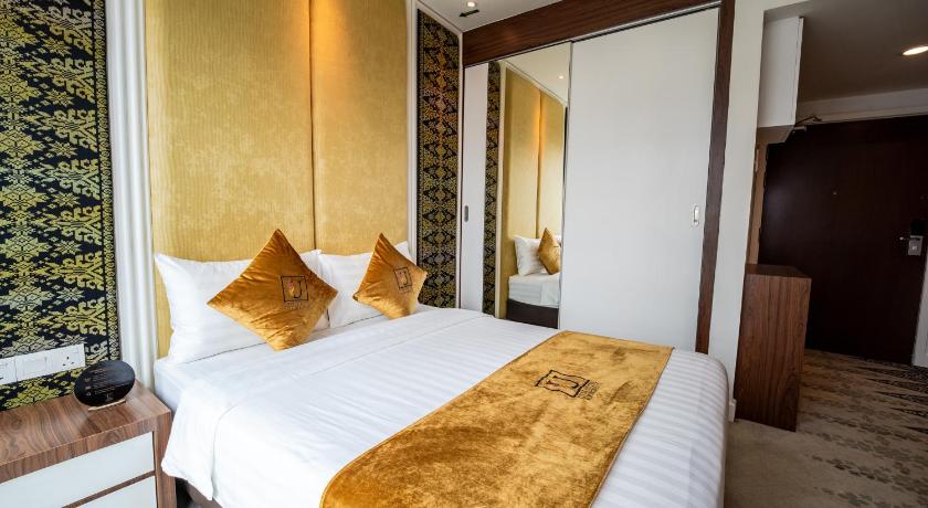 Image of Superior Queen Room 5