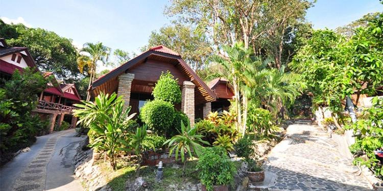 Image of Superior Bungalow 3