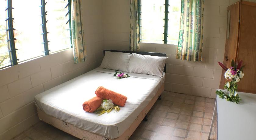 Image of Three-Bedroom House - SAM 1