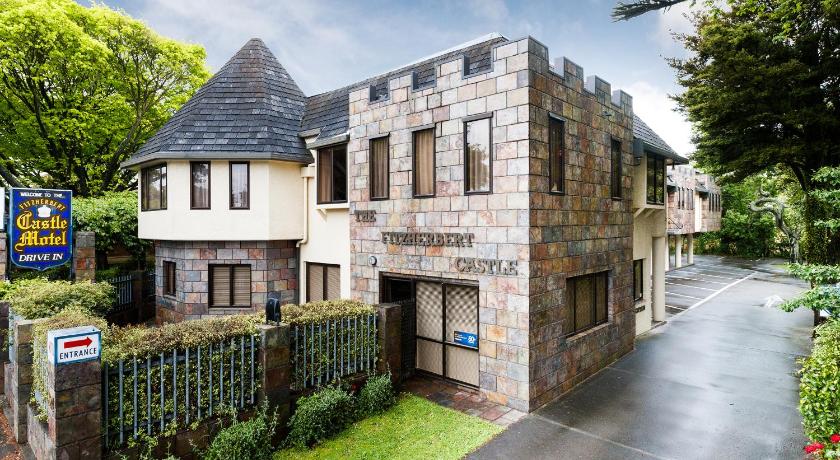 Fitzherbert Castle Motel photo