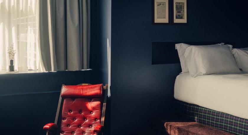 Image of Superior Suite 10