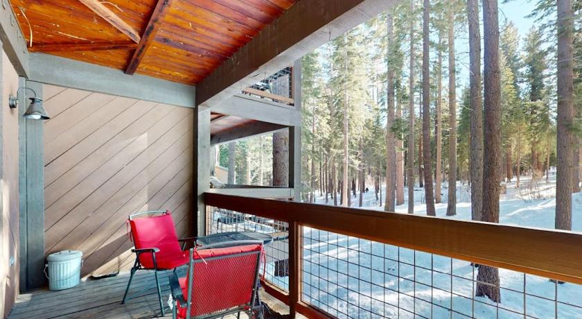 特拉基 (CA) Bright studio with access to hot tub & pools - near the slopes 3星级 住宿 外观