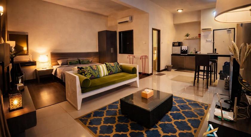 Image of Deluxe Suite with Spa Bath 10