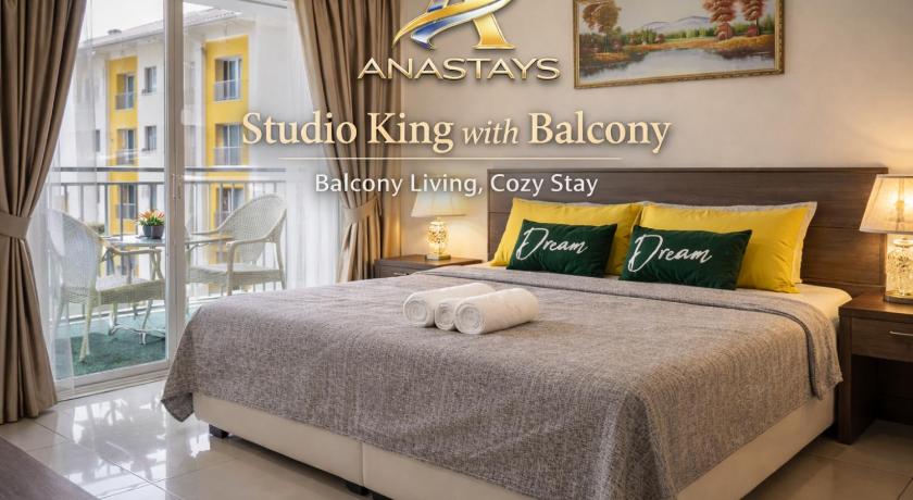 Image of Studio with Balcony 11