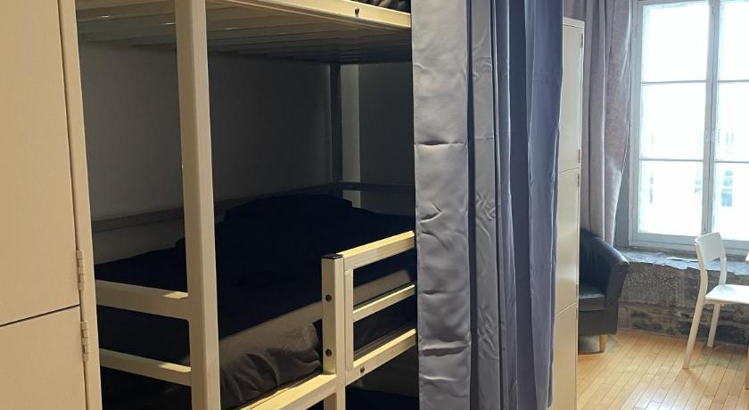 Image of Bed in 6-Bed Mixed Dormitory Room 11