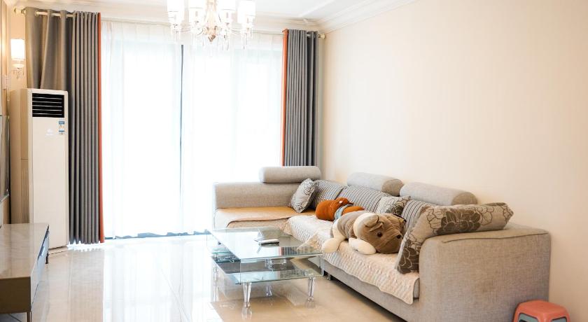 카이펑 / 개봉 Warm 2-Residence Qingming Riverside Garden - Adjacent to Yinji Water World - Wanda Plaza - West Lake 싱글룸 외관