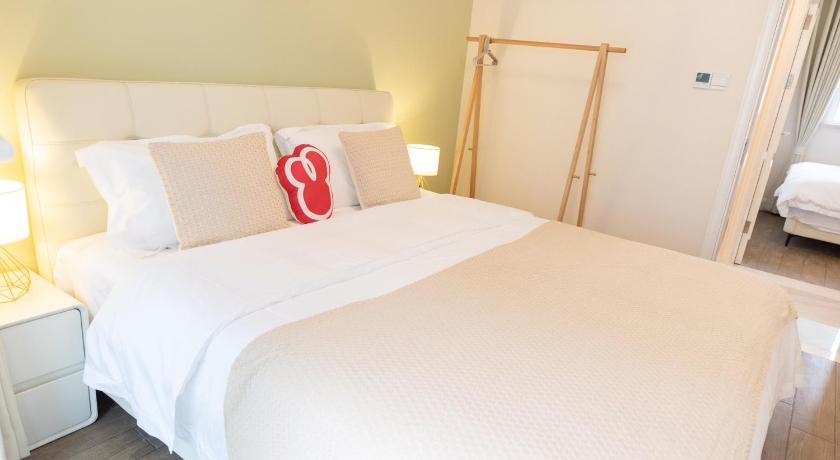 청두 / 성도 -Passengers- Green Orange- master bedroom with a single guard - 0 yuan parking - near Rongchuang Ski 싱글룸 로비