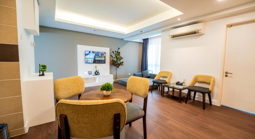 Image of Executive Suite with Balcony 6