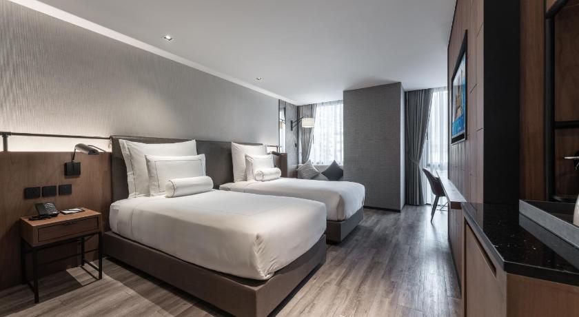 Image of Premier Room 9