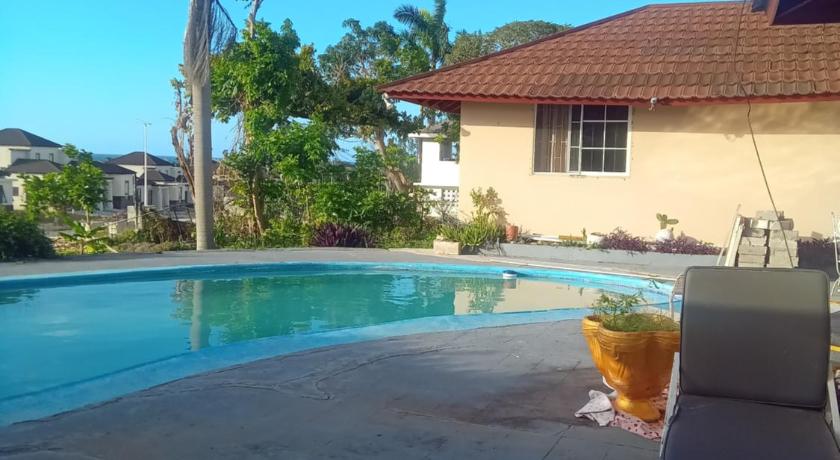 Tambell Haven Guest Villa
