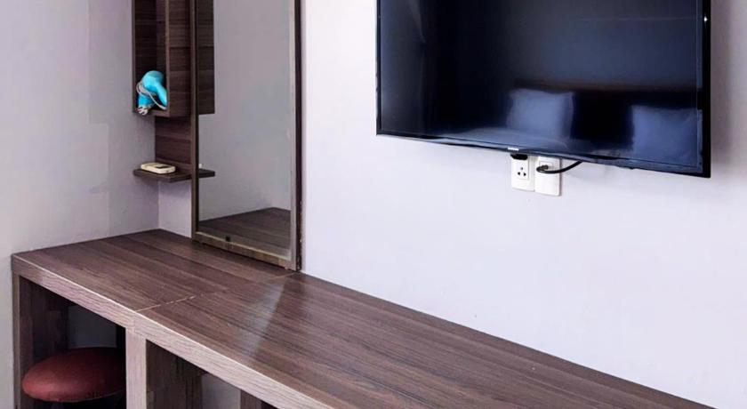 Image of Quadruple Room with Sea View 10