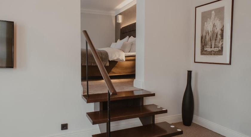 Image of Suite 1
