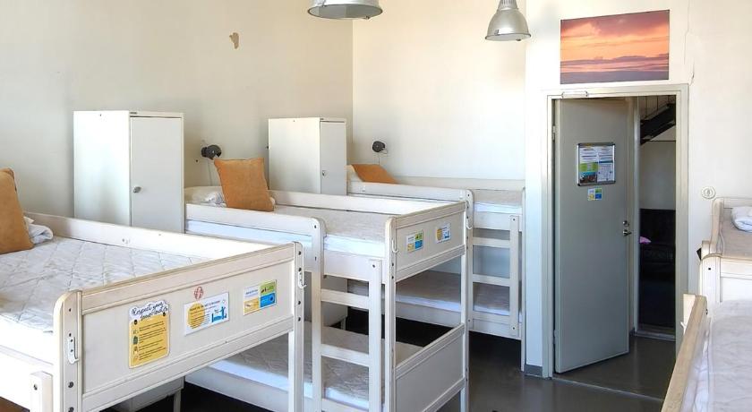 Image of Single Bed in Mixed Dormitory Room 3