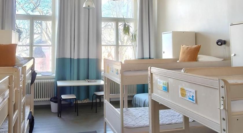 Image of Single Bed in Mixed Dormitory Room 0