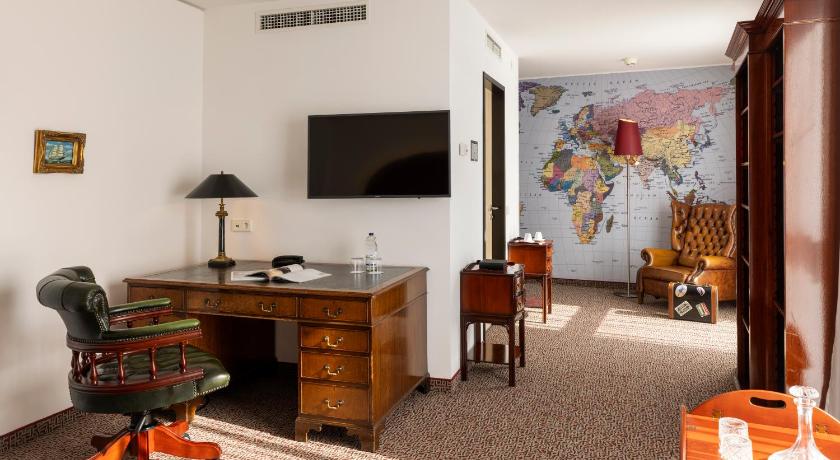 Image of Junior Suite 10
