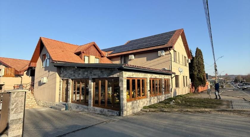 Eclipse grill and pizza
