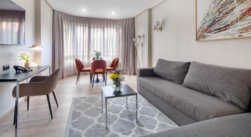 Image of Suite 4