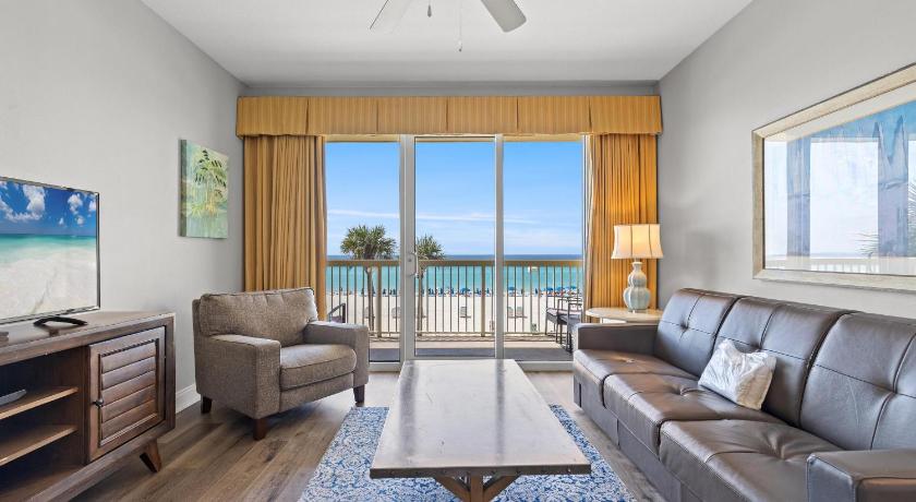 Image of Three-Bedroom Apartment 0