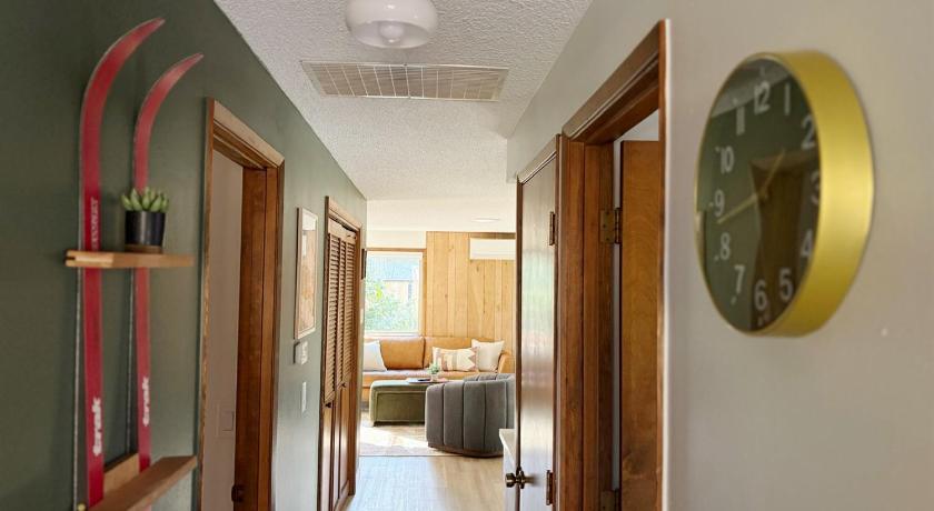마운트 후드 빌리지 (OR) Cozy Cabin Creekside Deck & Hot Tub, Renovated! 4성급 숙소 부대시설