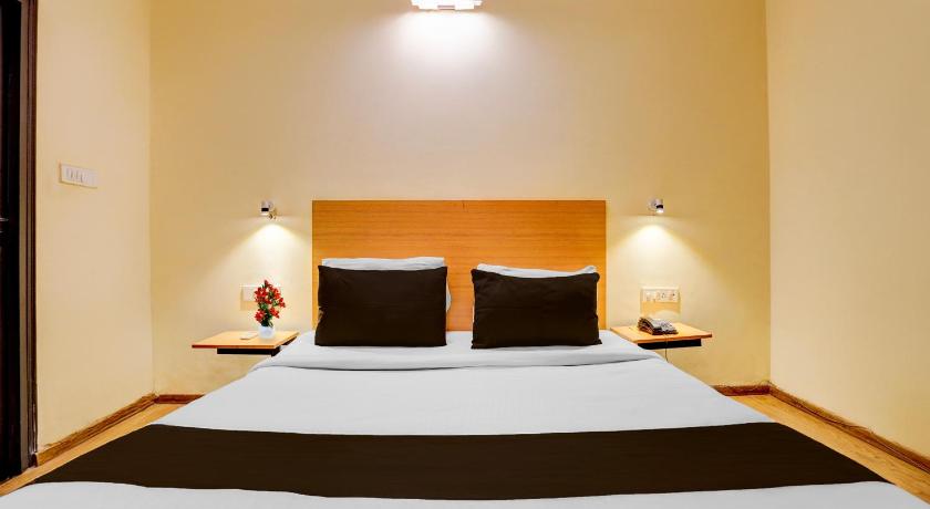 Image of Standard Double Room 13