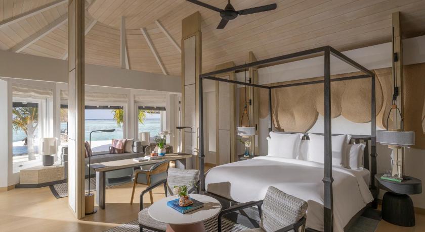 Maldives Island Four Seasons Resort Maldives at Kuda Huraa 5-Star Resort suite