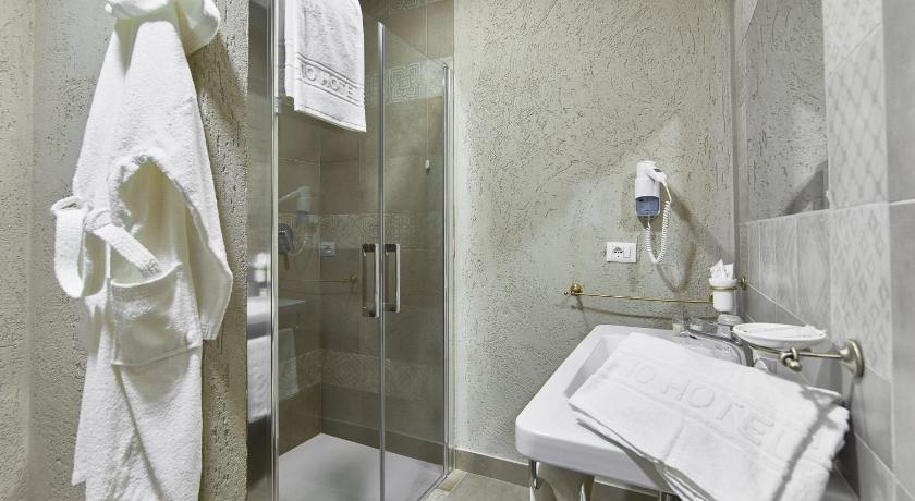 Image of Suite 3