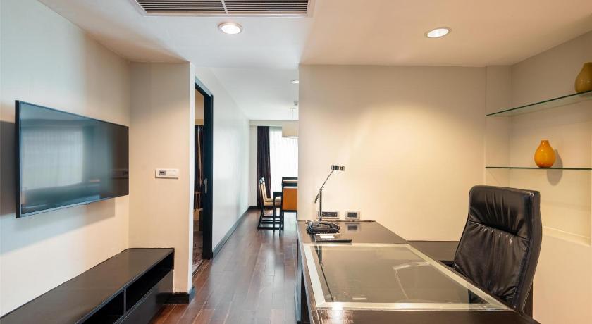 Image of One Bedroom Premium Suite 9