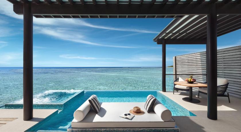 Image of Deluxe Over Water Pool Villa 3