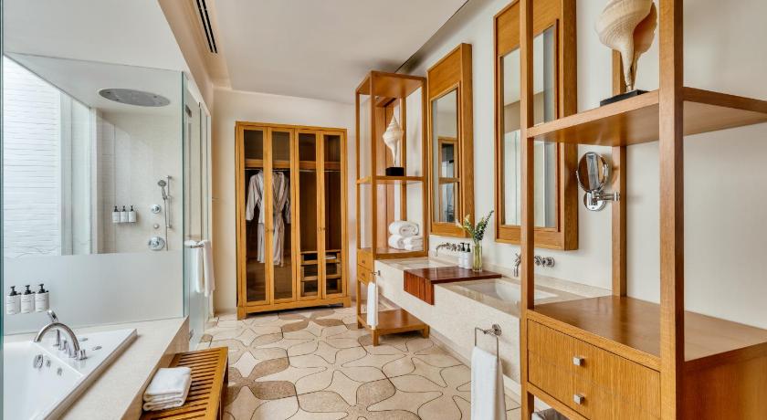Image of 1 Bedroom Beachfront Villa Private Pool 6