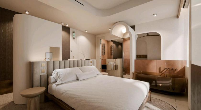 Image of Deluxe Suite with Sea View 0