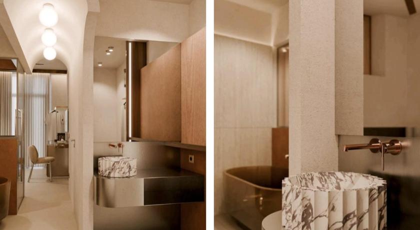Image of Deluxe Suite with Sea View 7