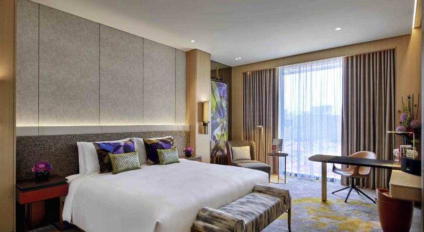 Image of Luxury Premium Heritage View Room,1 King Size Bed 0