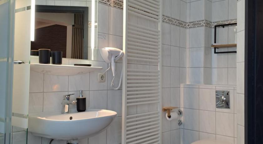 Image of Single Room 2