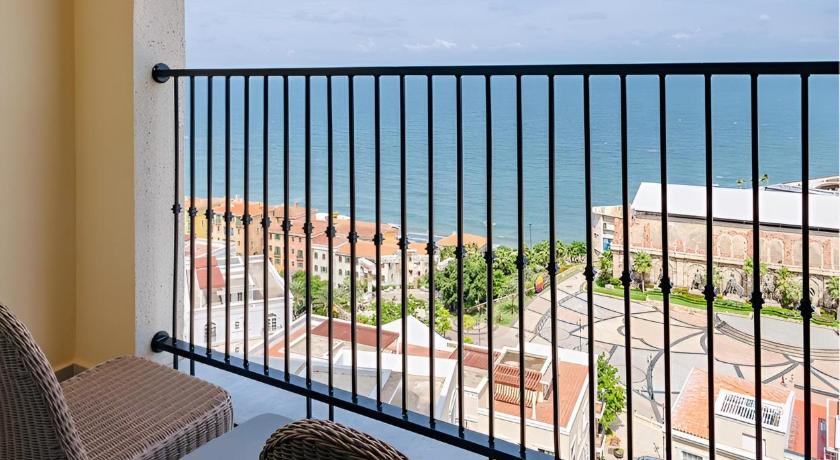 Studio Nhìn Ra Biển (Studio with Sea View)