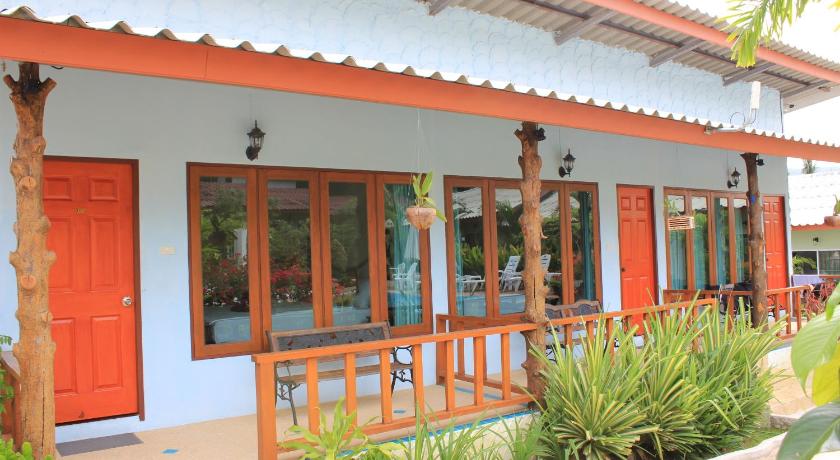 Image of Standard Double or Twin 12