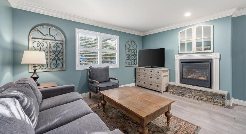 Image of Two Queen Junior Suite 1