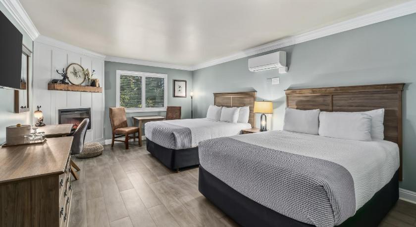 Image of Deluxe Queen Room 0