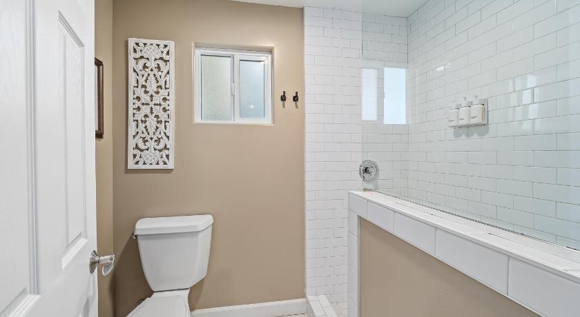 Image of Double Room with Patio 10