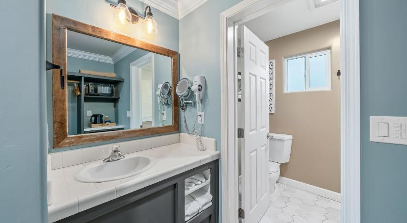 Image of Double Room with Patio 2