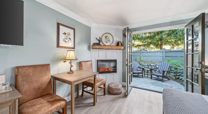 Image of Double Room with Patio 4