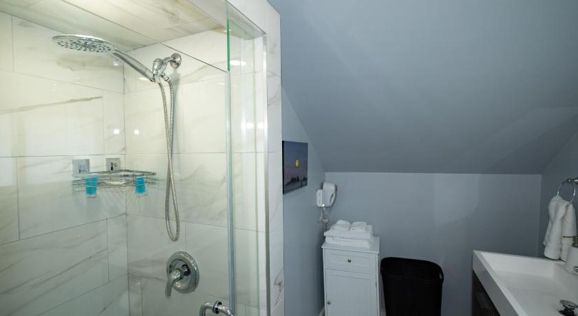Image of Deluxe Double Room 11