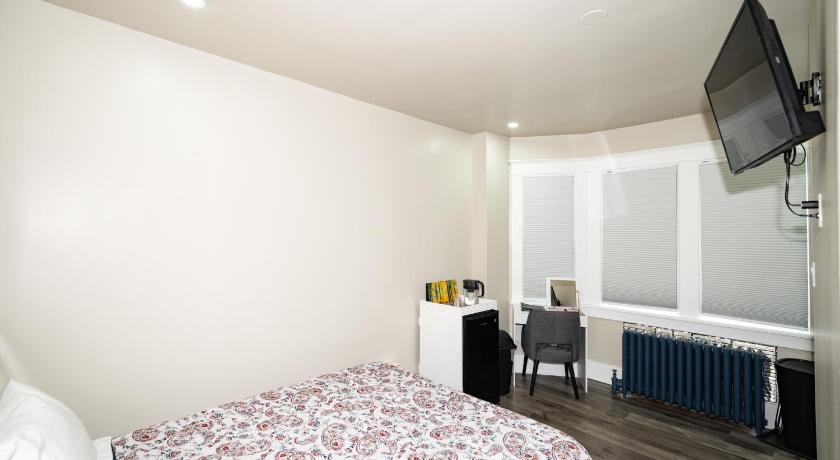 Image of Deluxe Double Room 11