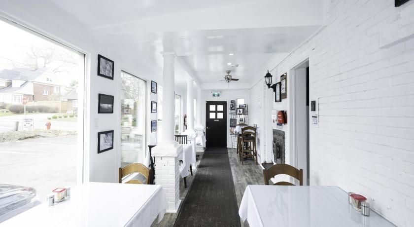 Image of Deluxe Double Room 7