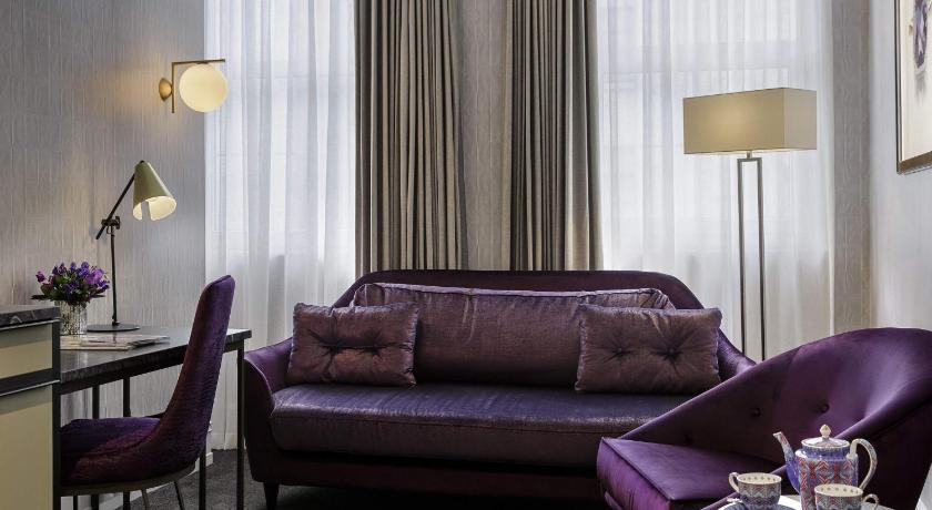 Image of Junior King Suite - High Floor 3