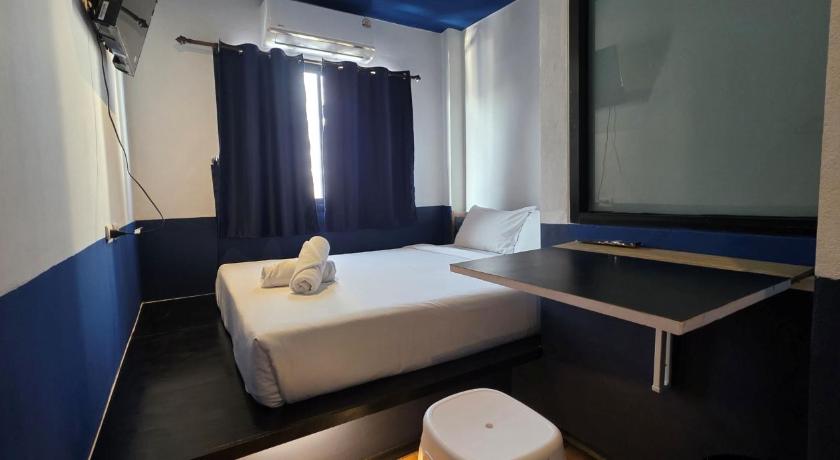 Image of Budget Double Room 7