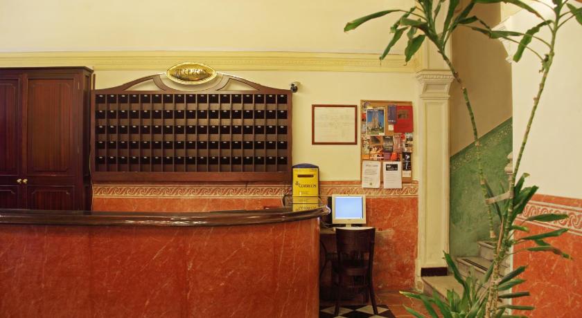 Lobby, Hotel Peninsular in Barcelona