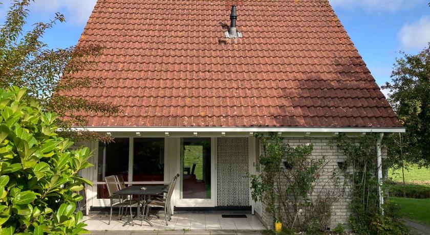 6 pers - Modern holiday home with garden, close the Lauwersmeer