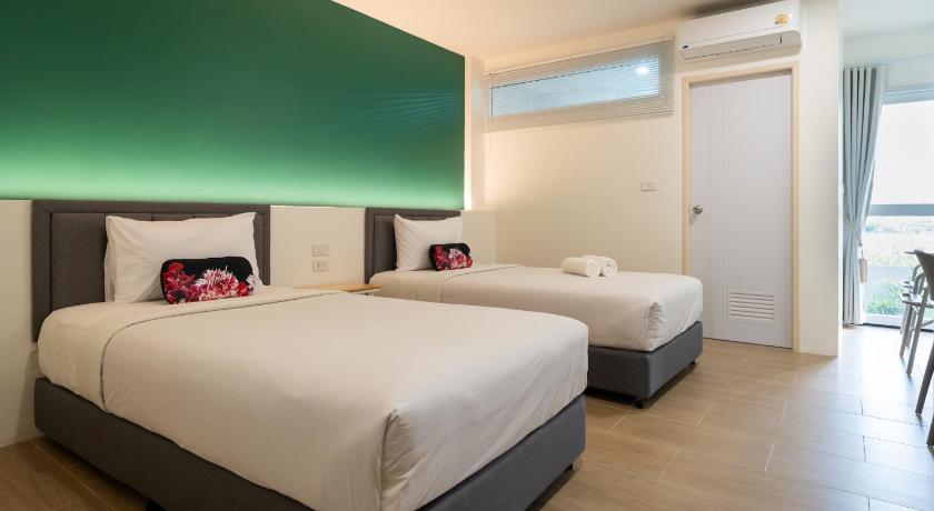 Image of Deluxe Twin Room 0